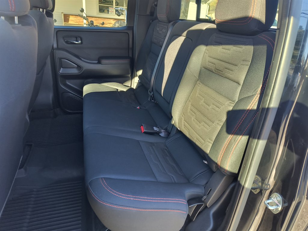 Used 2023 Nissan Frontier PRO-4X w/ Technology Package AWD/4WD image 28