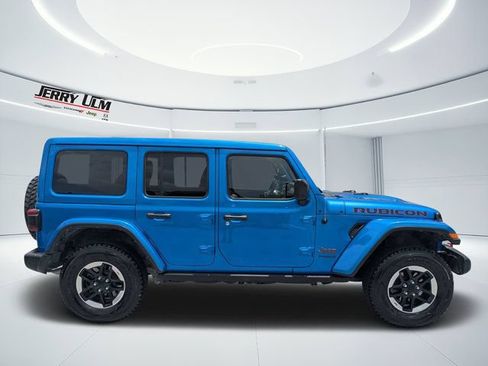 Used 2021 Jeep Wrangler Unlimited Rubicon AWD/4WD image 2
