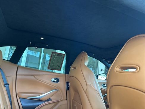 Used 2023 Aston Martin DBX AWD/4WD image 32