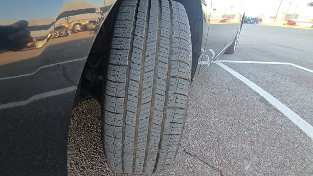 Used 2021 Toyota Avalon XLE FWD image 35