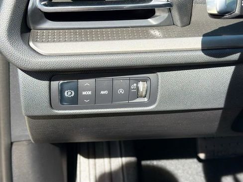 New 2026 Chevrolet Traverse LT w/ Sun and Wheel Package AWD/4WD image 11