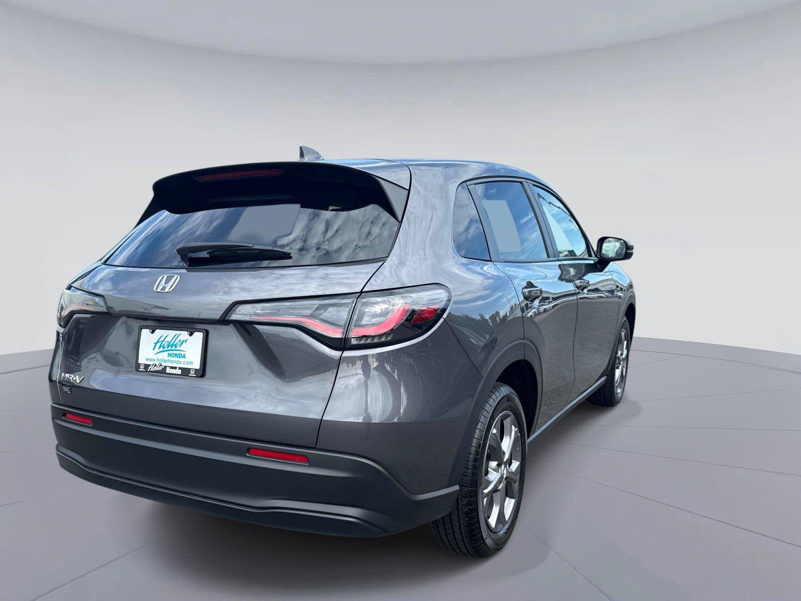 Certified 2026 Honda HR-V LX image 4