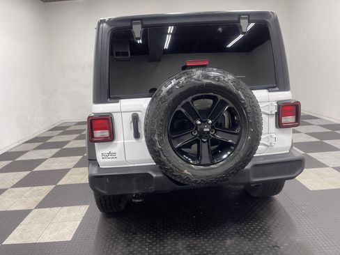 Used 2021 Jeep Wrangler Unlimited Sport image 3