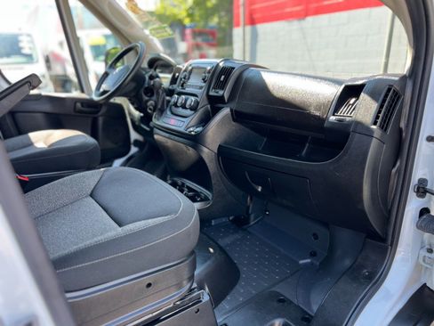 Used 2021 RAM ProMaster 2500 FWD image 17