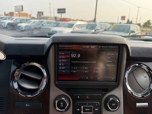 Used 2016 Ford F250 Lariat w/ Lariat Ultimate Package AWD/4WD image 26