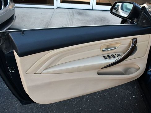 Used 2014 BMW 428i Convertible image 11