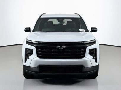 New 2027 Chevrolet Traverse LT w/ Midnight/Sport Edition