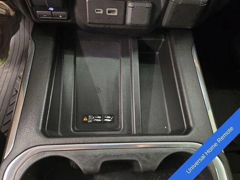 Used 2020 Chevrolet Silverado 1500 High Country w/ Technology Package AWD/4WD image 25