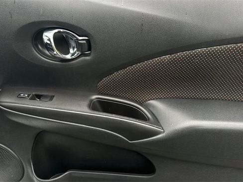 Used 2016 Nissan Versa Note SR image 21