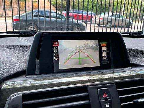 Used 2017 BMW 330i Sedan image 26