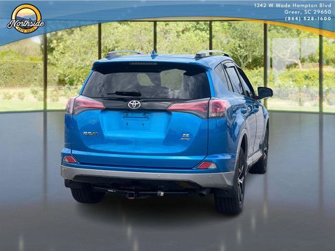 Used 2017 Toyota RAV4 SE w/ Power Special Value Package AWD/4WD image 3