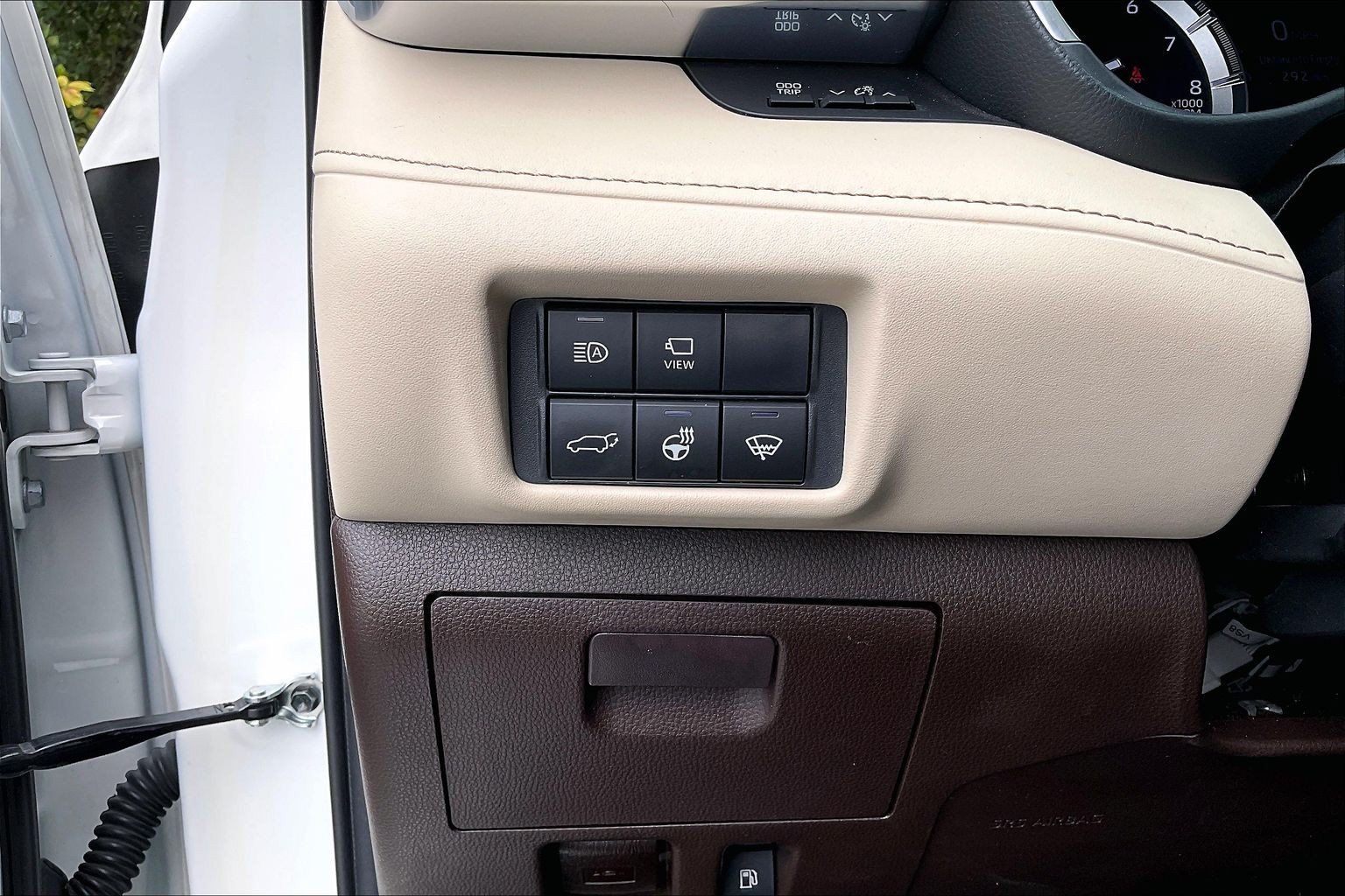 Used 2021 Toyota Highlander Limited AWD/4WD image 37