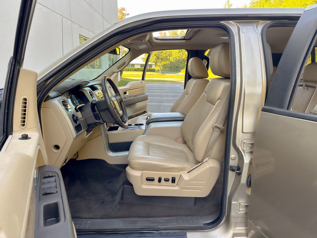 Used 2011 Ford F150 Lariat w/ Lariat Plus Pkg AWD/4WD image 16