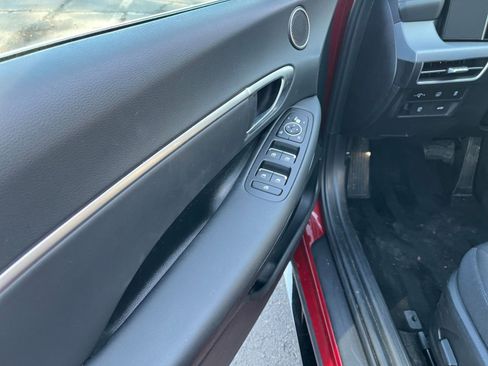 Used 2025 Hyundai Sonata SEL image 18