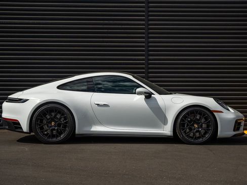 Certified 2024 Porsche 911 Carrera GTS RWD image 8