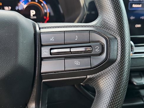 Used 2024 Chevrolet Colorado Trail Boss AWD/4WD image 22