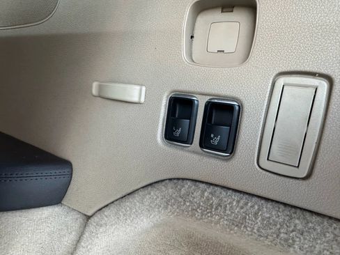 Used 2015 Mercedes-Benz GL 450 4MATIC w/ Appearance Package image 35