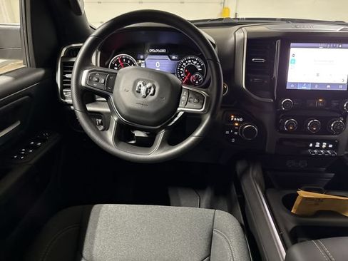 New 2026 RAM 1500 Express AWD/4WD image 11