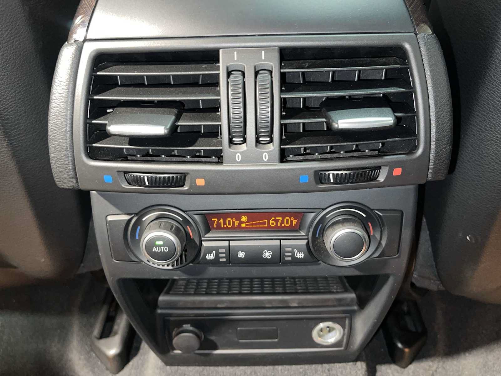 Used 2014 BMW X6 xDrive35i AWD/4WD image 25