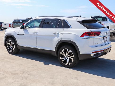 Used 2020 Volkswagen Atlas Cross Sport SEL Premium AWD/4WD image 8