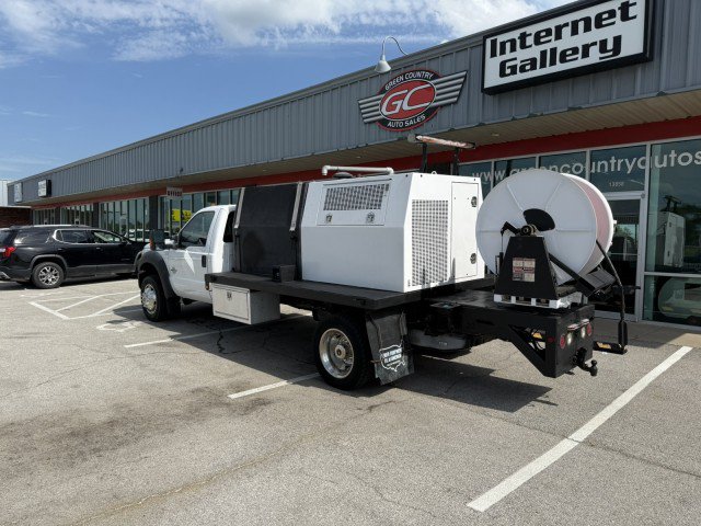 Used 2015 Ford F550 2WD Regular Cab Super Duty image 5
