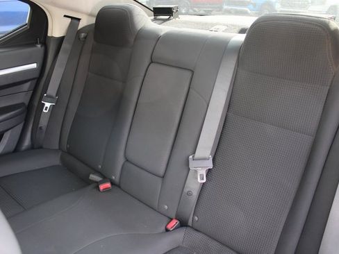 Used 2010 Dodge Charger SXT image 12