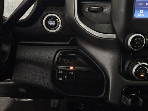 Used 2022 RAM 2500 Big Horn w/ Night Edition image 17