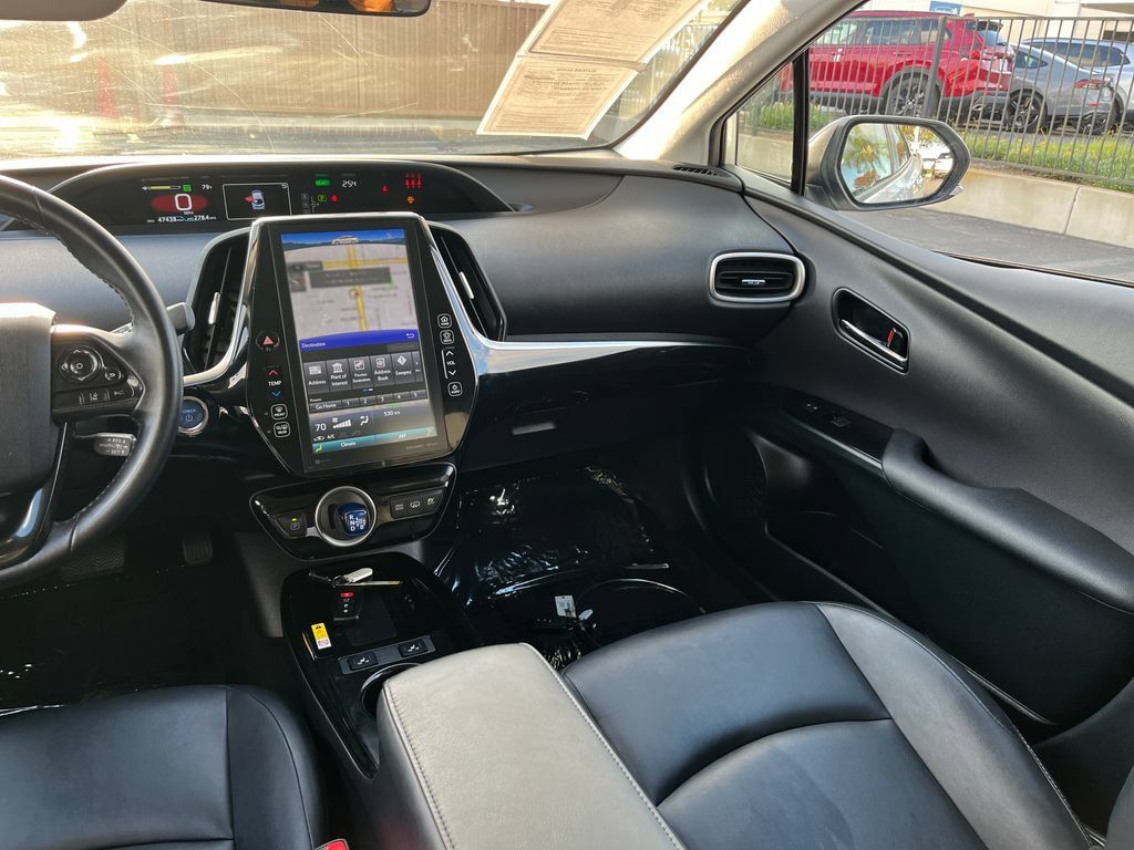 Used 2021 Toyota Prius Prime XLE w/ Carpet Mat Package (TMS) FWD image 37