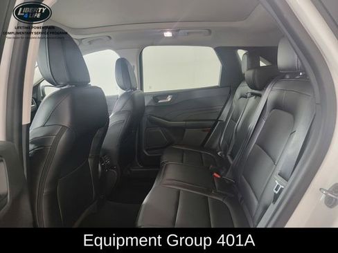 Certified 2022 Ford Escape Titanium w/ Class II Trailer Tow Package AWD/4WD image 15