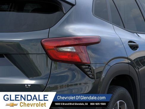 New 2026 Chevrolet Trax LT FWD image 11