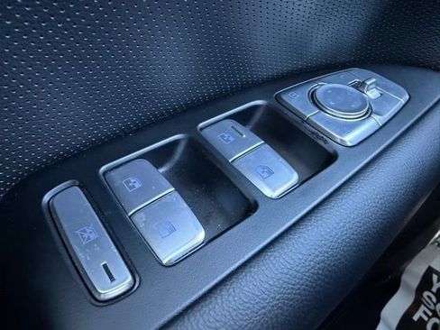 Used 2025 Genesis G70 3.3T Advanced AWD/4WD image 18