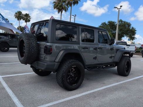Used 2021 Jeep Wrangler Unlimited Sport AWD/4WD image 4