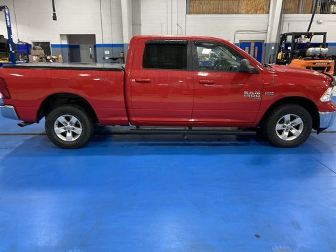 Used 2019 RAM 1500 Classic SLT AWD/4WD image 8