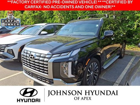 Used 2023 Hyundai Palisade Calligraphy w/ Winter Package AWD/4WD image 2