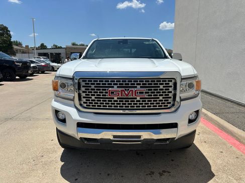 Used 2019 GMC Canyon Denali AWD/4WD image 2