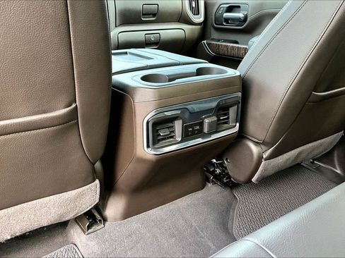 Used 2022 GMC Sierra 2500 Denali AWD/4WD image 35