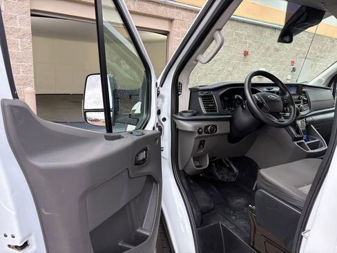 Certified 2022 Ford Transit 250 Medium Roof AWD w/ Interior Upgrade Package image 12