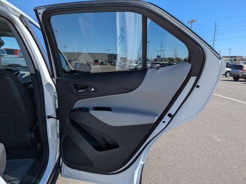 Certified 2021 Chevrolet Equinox LS w/ LS Convenience Package image 36