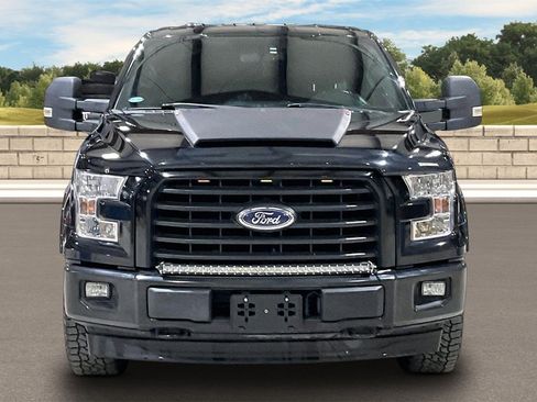 Used 2017 Ford F150 XLT w/ Equipment Group 302A Luxury image 3