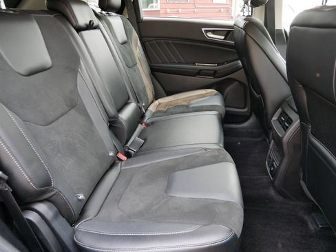 Used 2017 Ford Edge Sport w/ Equipment Group 401A AWD/4WD image 11