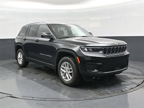New 2025 Jeep Grand Cherokee Laredo X w/ Luxury Tech Group I image 1