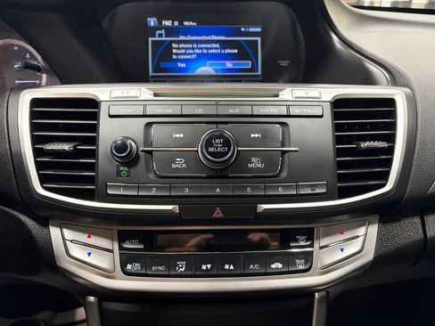 Used 2015 Honda Accord LX image 40