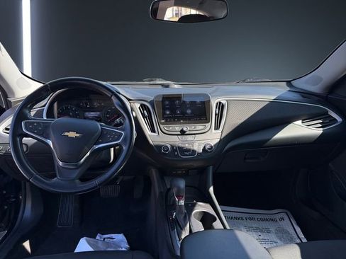 Used 2022 Chevrolet Malibu RS image 10