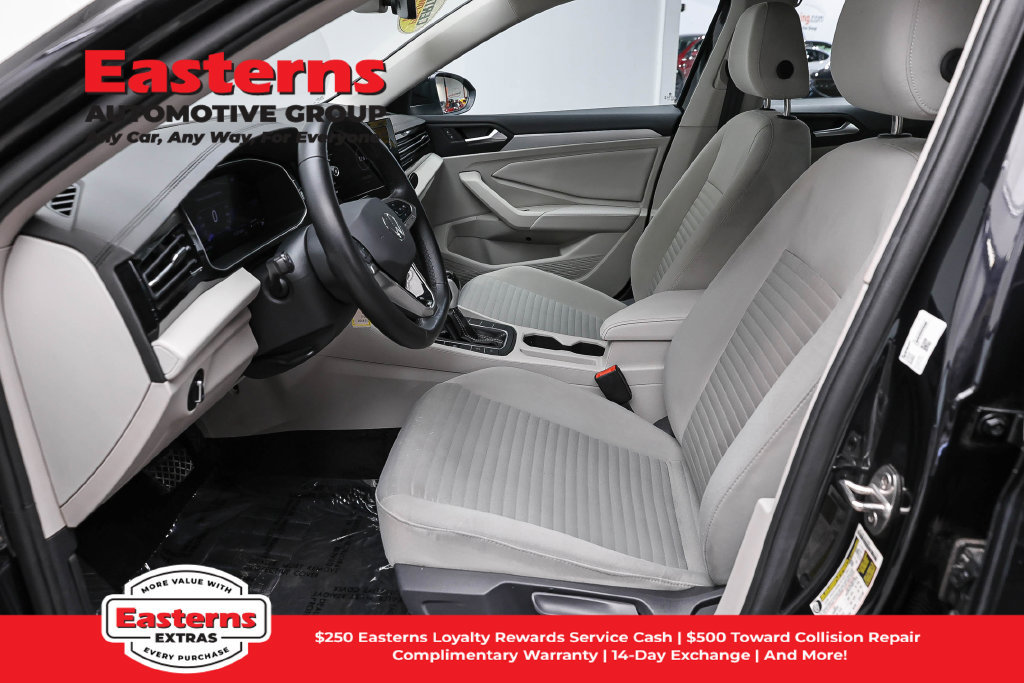 Used 2025 Volkswagen Jetta S FWD image 14