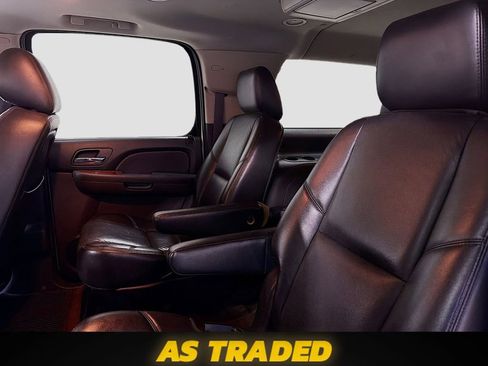 Used 2012 Chevrolet Suburban LTZ AWD/4WD image 24