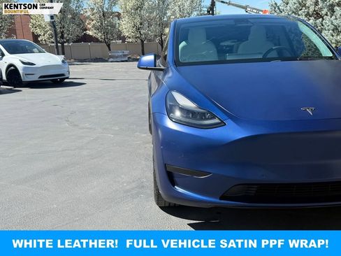 Used 2022 Tesla Model Y Performance image 12