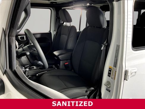 Used 2023 Jeep Gladiator Sport AWD/4WD image 21
