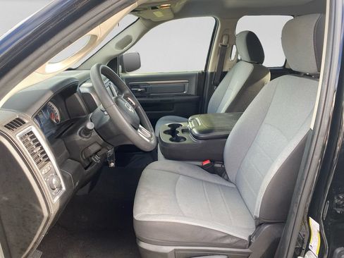 Used 2024 RAM 1500 Classic SLT AWD/4WD image 19
