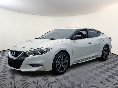Used 2017 Nissan Maxima 3.5 S FWD image 3