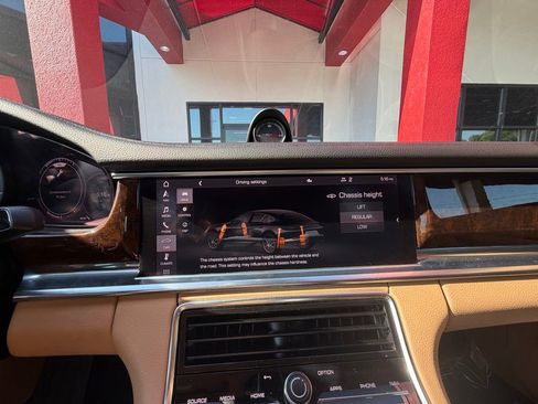 Used 2021 Porsche Panamera w/ Premium Package RWD image 24